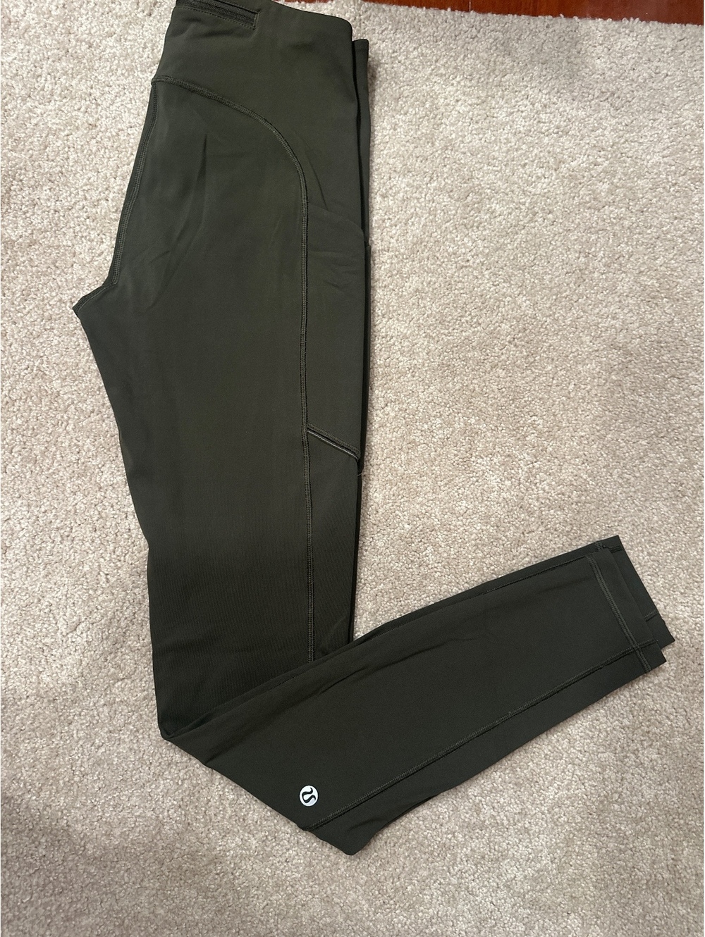 (5)Lululemon Olive Green High-Rise Leggings Size 4